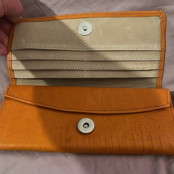 Brand New Imported Leather w/ Stamped Croc Skin Wallet-Handmade in Nicaragua, CA - Picture 14 of 16